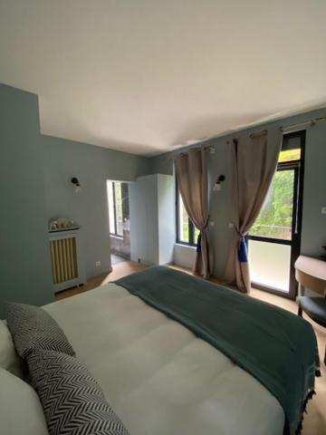 La Villa Aubin Belle Demeure Avec Vue Sur Paris Montmorency Eksteriør bilde